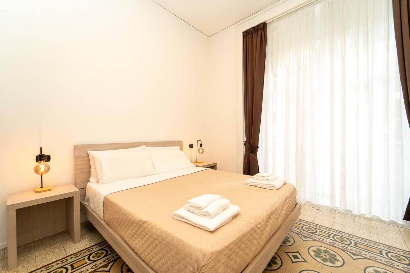 La Piazza Suite Nápoles Exterior foto